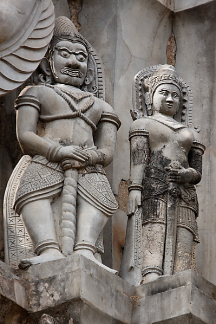 Wat Ratchaburana-011